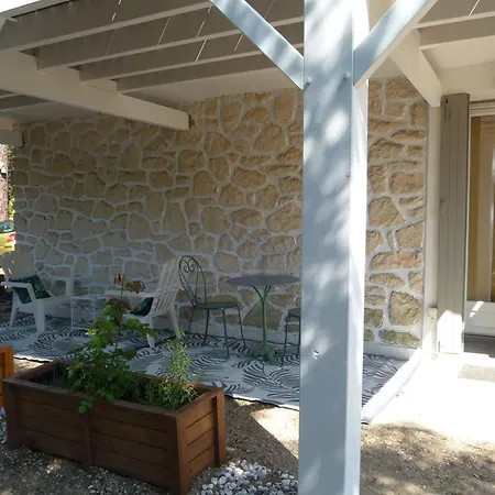 La Maison De Suzac Avec Piscine Chauffee 500m De La Plage Saint-Georges-de-Didonne